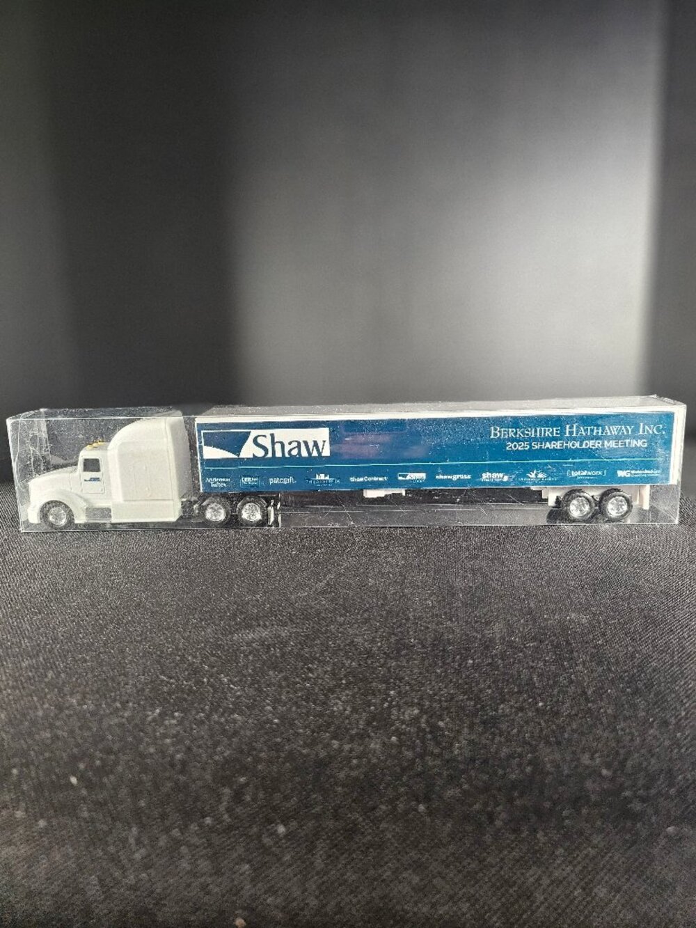 Commemorative 2025 Berkshire Hathaway Shaw Semi Tractor Trailer-Warren Buffett